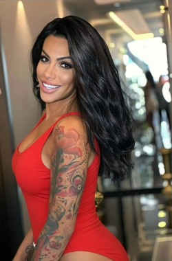 Aline Diniz Paulistana - Travestis e Transex em Natal - RN Aline Diniz Paulistana - Travestis e Transex em Natal - RN